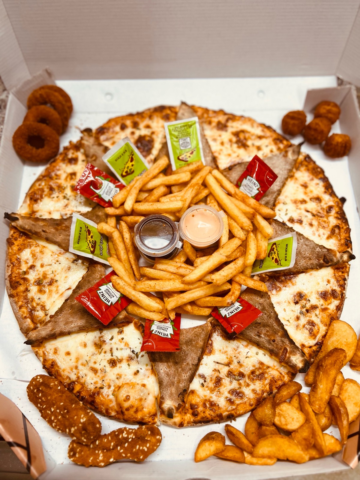 الأحمد pizza - صورة 2