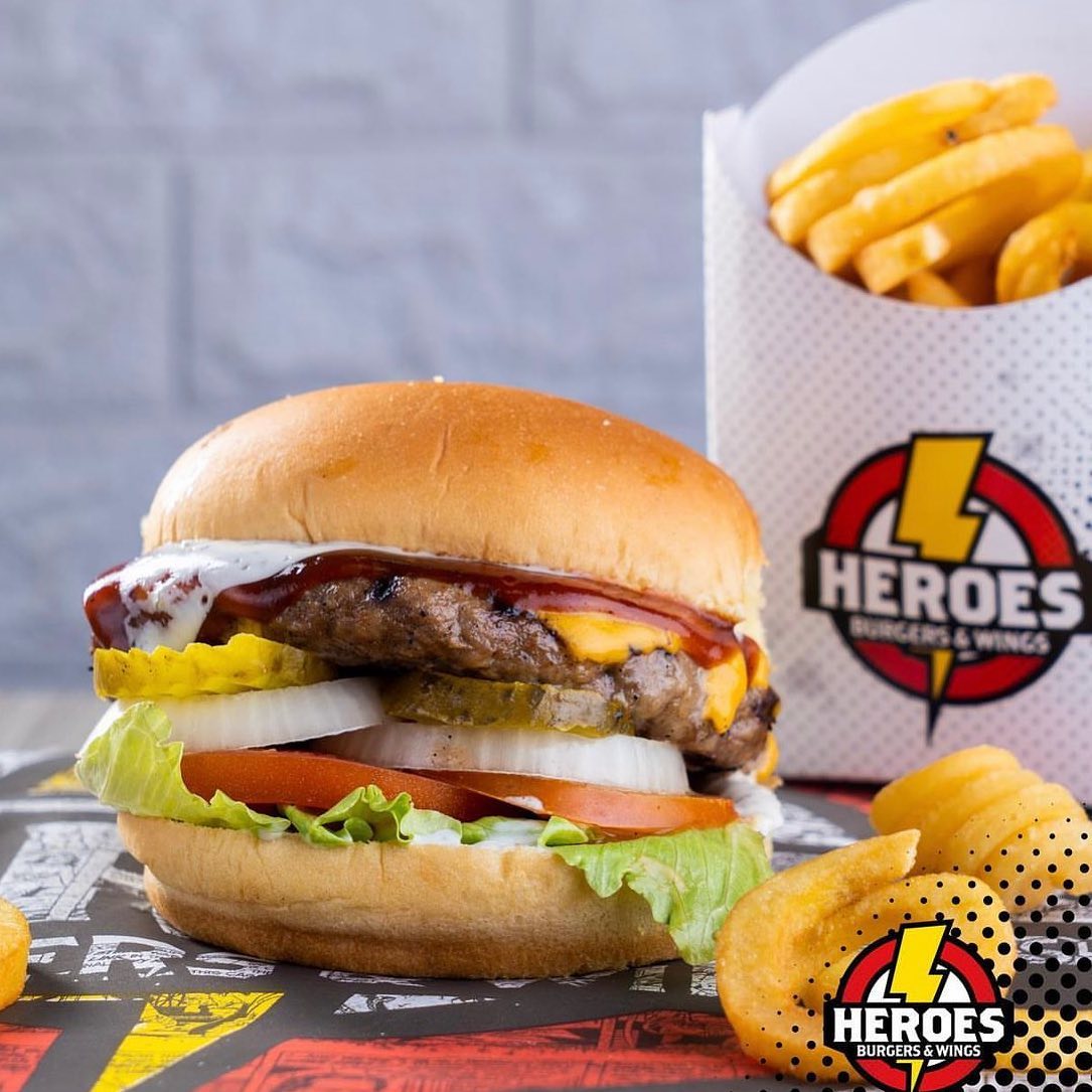 Heroes burgers & wings - صورة 2