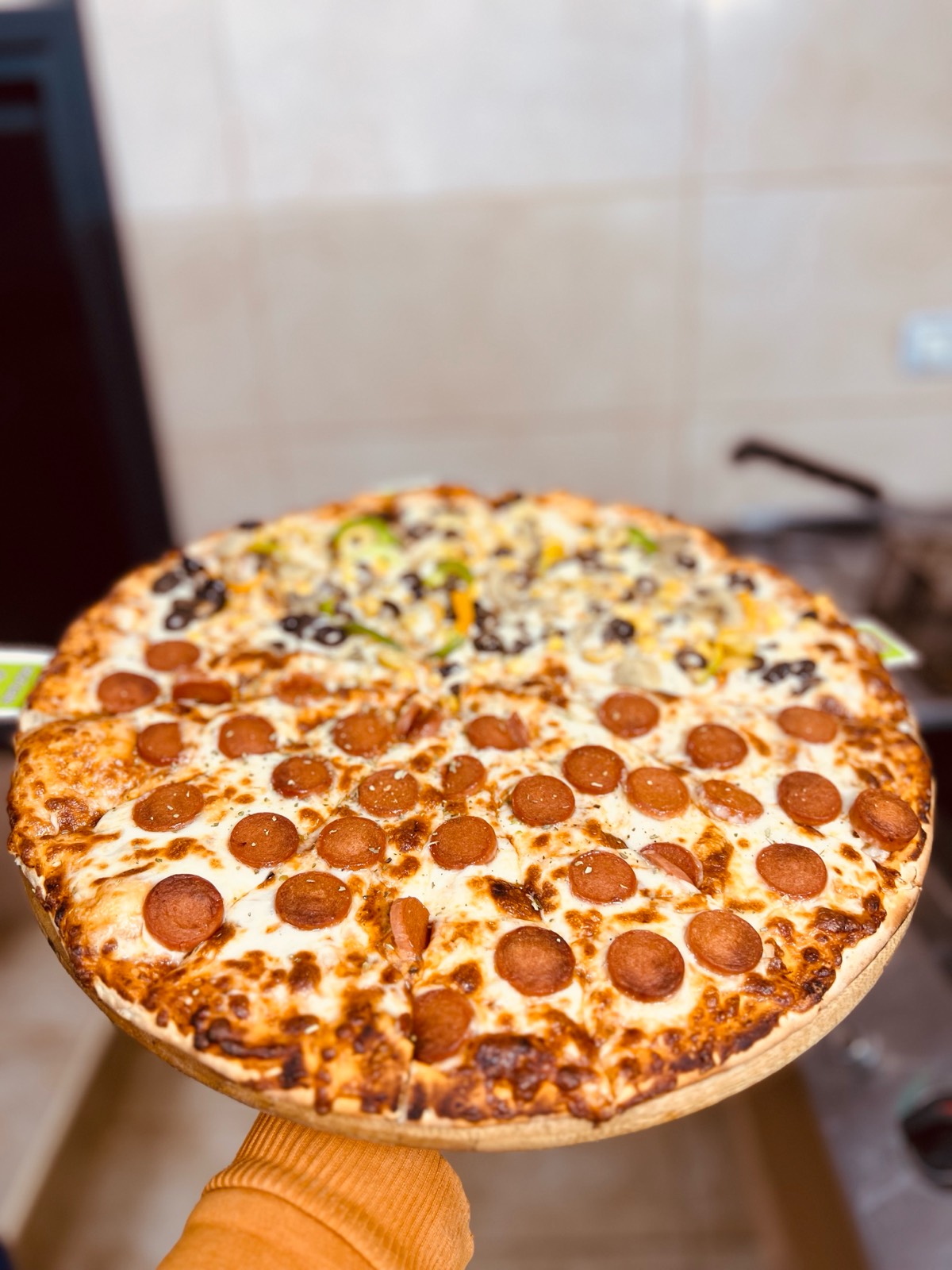 الأحمد pizza - صورة 3